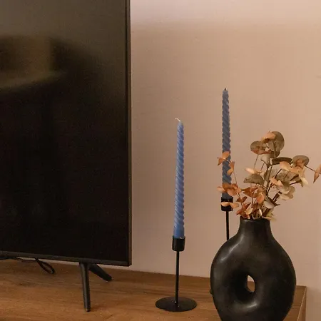 Radeshi House Apartmán