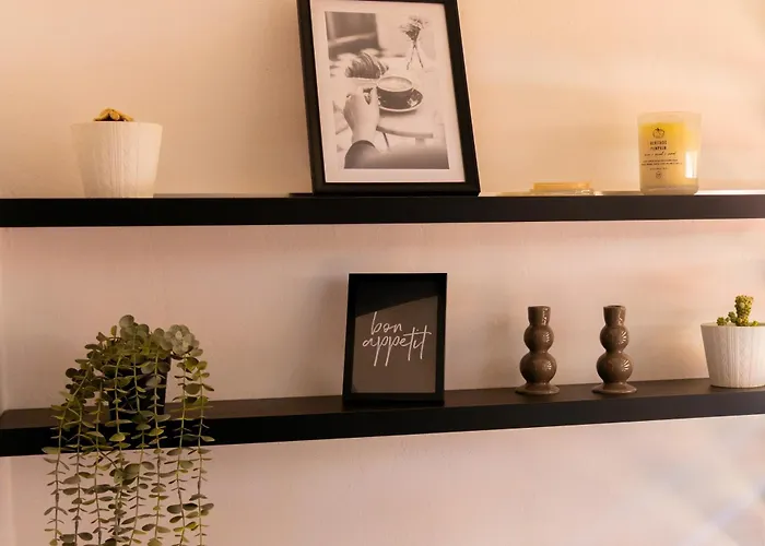 Appartamento Radeshi House *